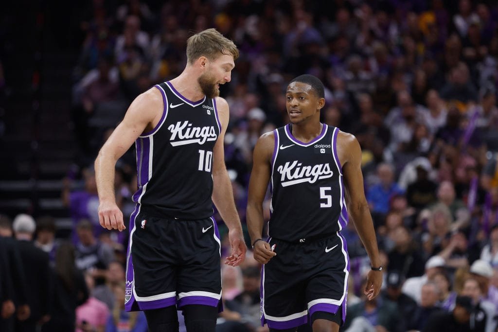 Bộ đôi Sabonis - Fox được kỳ vọng sẽ giữ phong độ cao