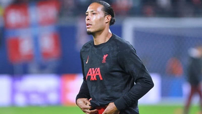 Van Dijk muốn giúp đỡ các cầu thủ trẻ