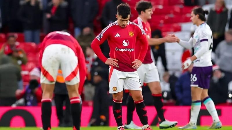 Man United vừa thua trắng Bournemouth