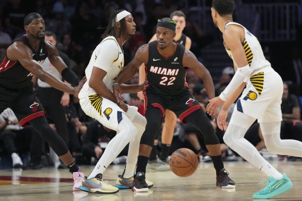 Butler góp công lớn giúp Heat vào 2 trận chung kết