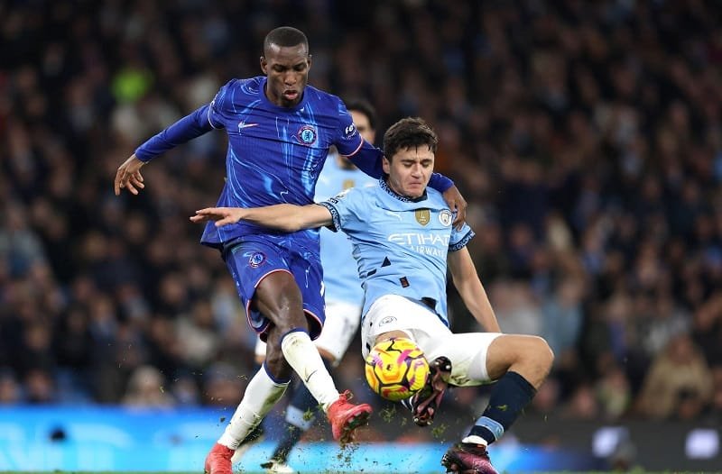 Abdukodir Khusanov có màn ra mắt Man City không như kỳ vọng.