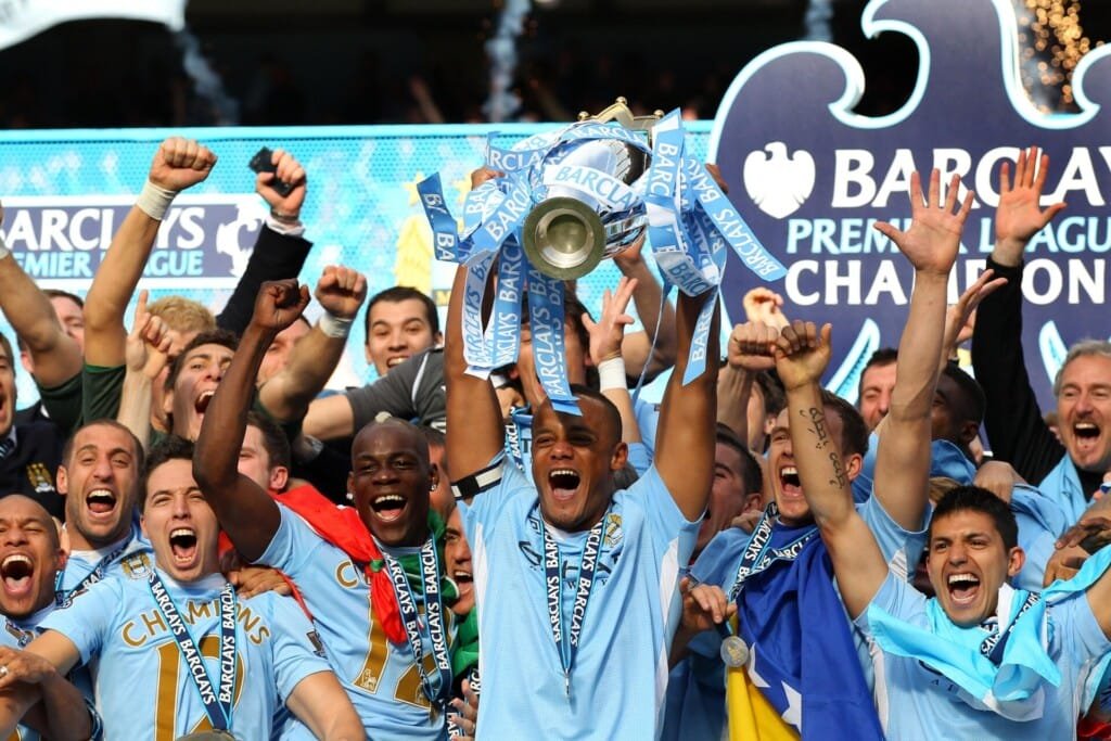 Man City vô địch Ngoại hạng Anh sau 44 năm chờ đợi.
